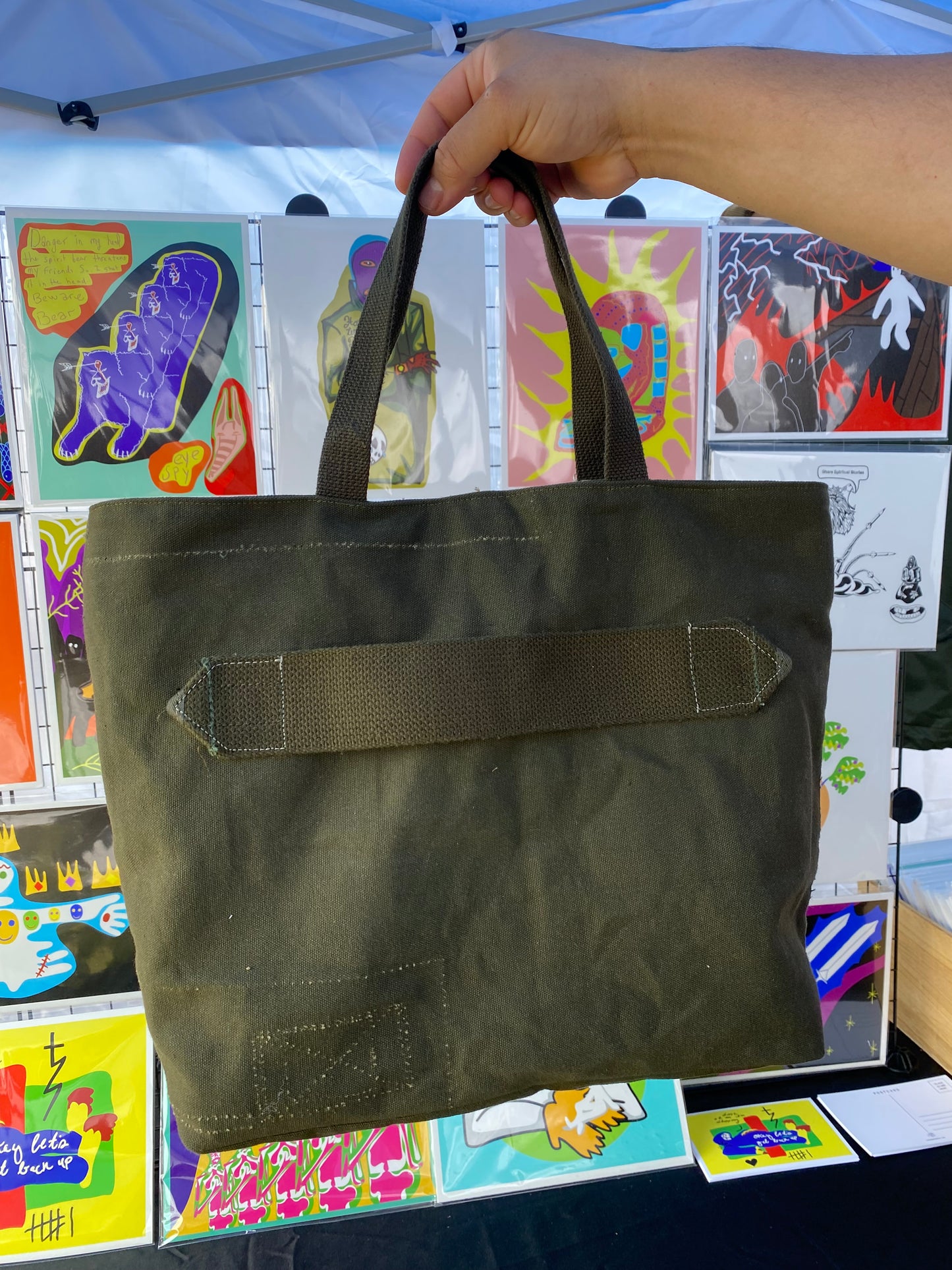 UPCYCLED MILITARY DUFFLE TOTE BAG - BLUE INTERIOR