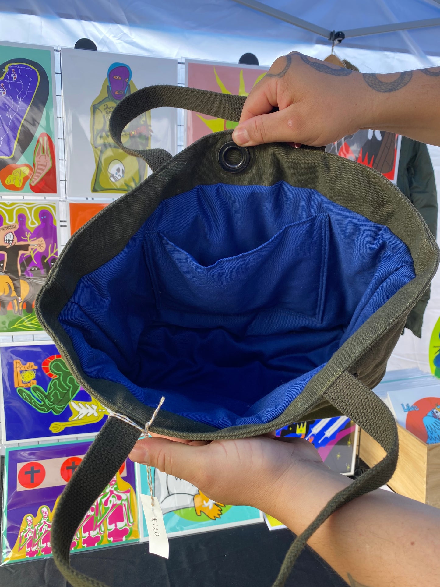 UPCYCLED MILITARY DUFFLE TOTE BAG - BLUE INTERIOR