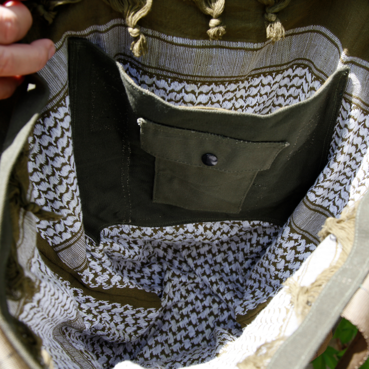 UPCYCLED MILITARY DUFFLE TOTE BAG - WHITE SCARF