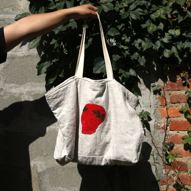 SKULL TOTE